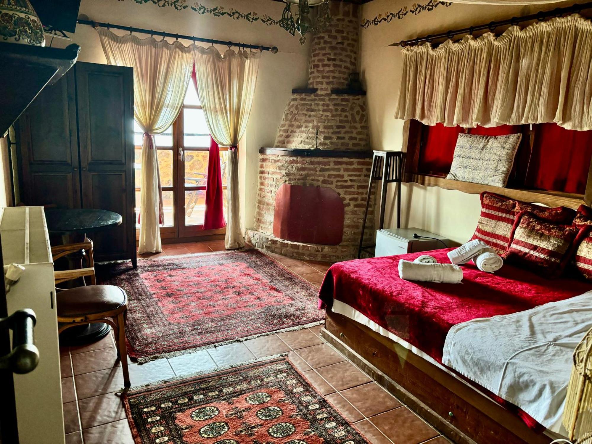 Iaspis Guesthouse Sidhirokhorion Exterior photo