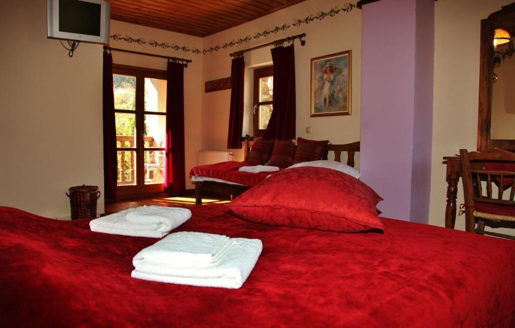 Iaspis Guesthouse Sidhirokhorion Exterior photo